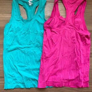 Athleta Seamless Momentum Women’s Tank Tops